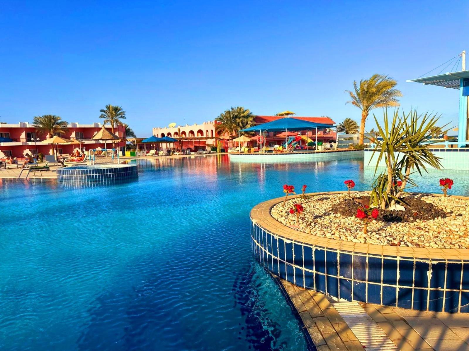 Mg Alexander The Great Hotel Marsa Alam Exteriör bild