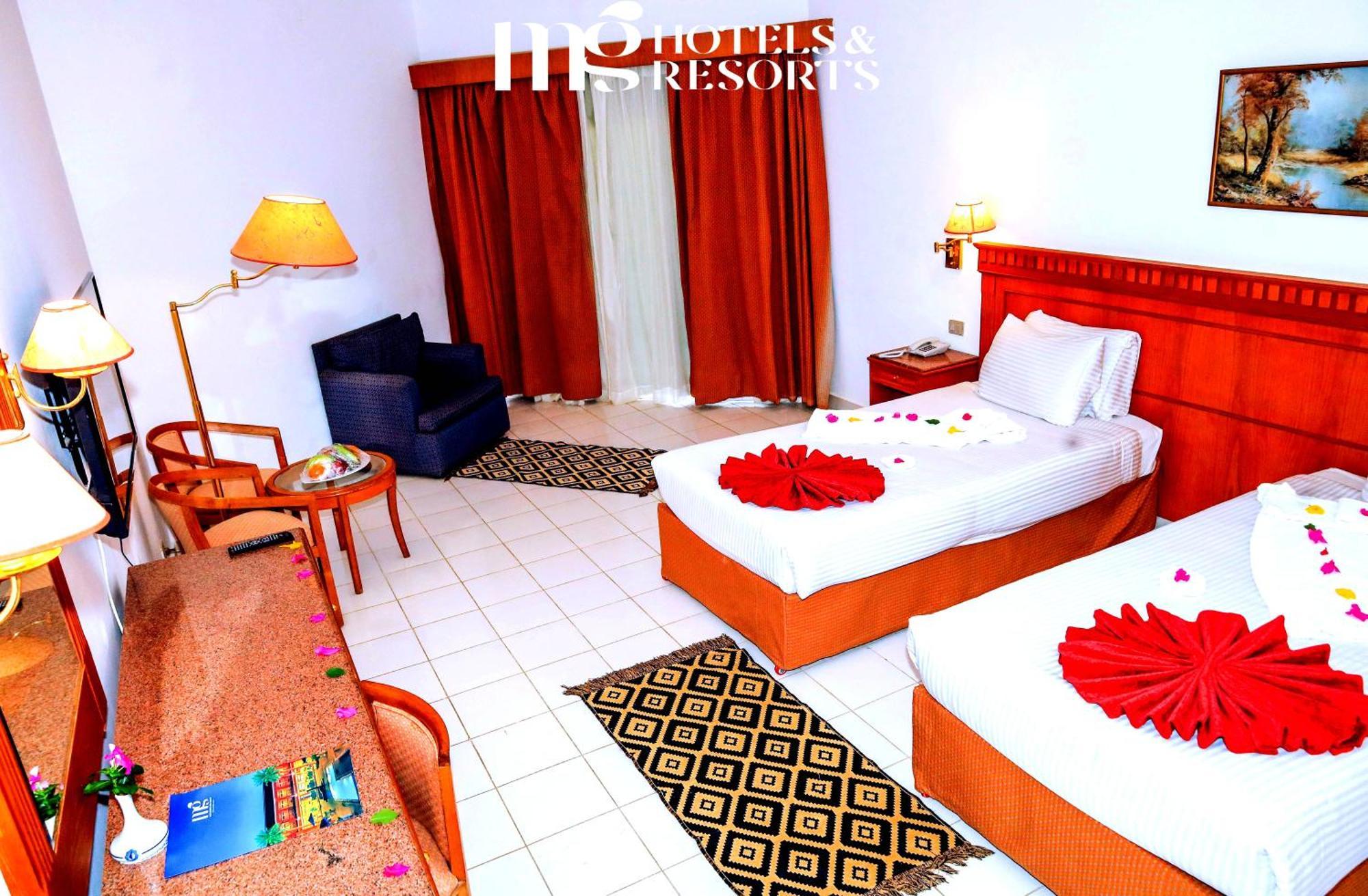 Mg Alexander The Great Hotel Marsa Alam Exteriör bild
